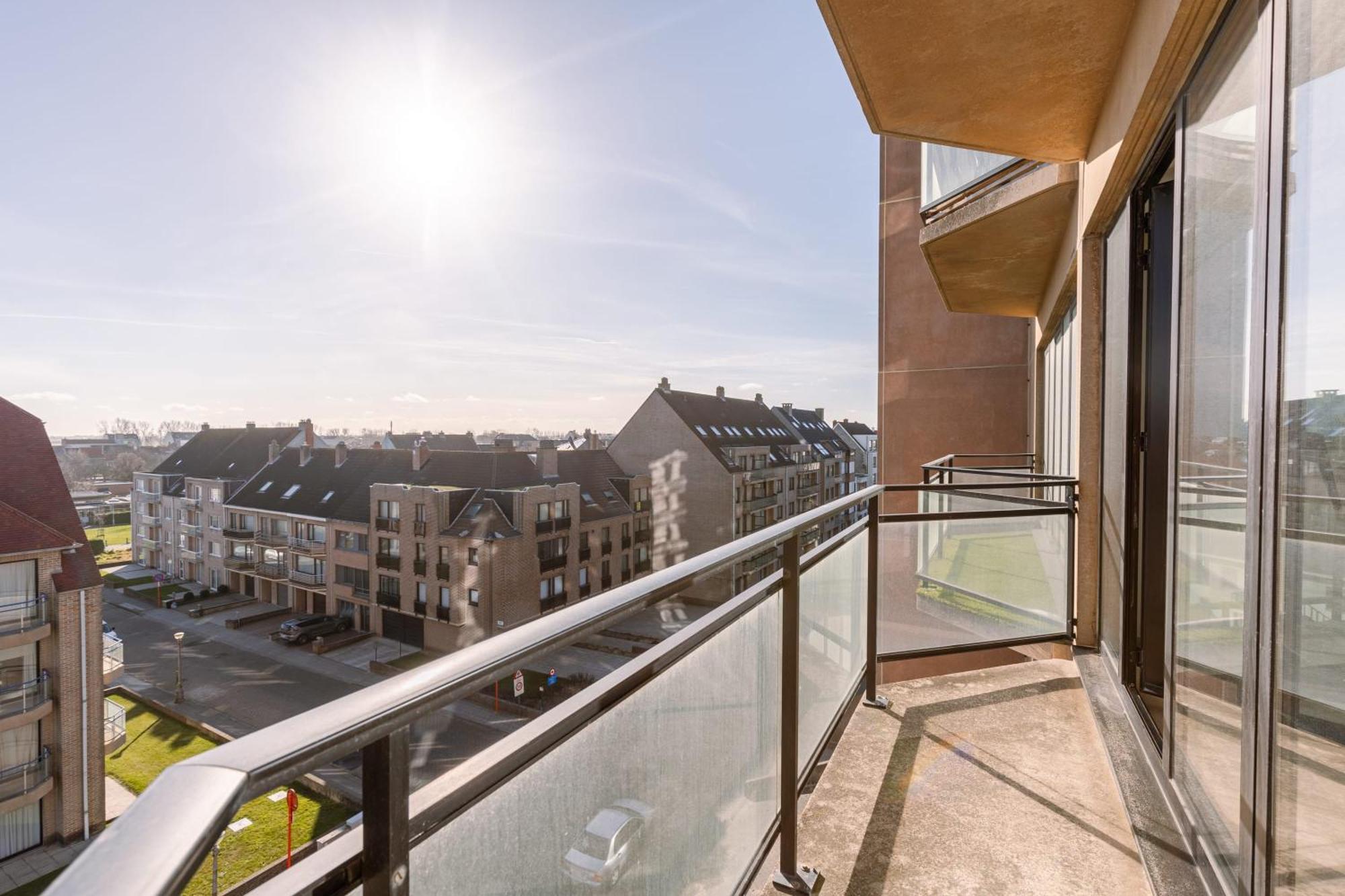 Huswell - Spacious & Modern Sea View Apartment With Garage Oostende Eksteriør billede